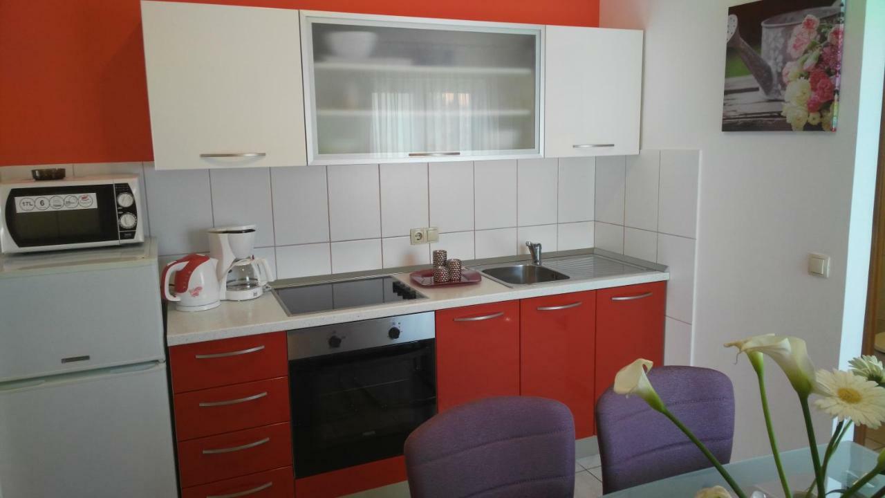 Apartments Zunic Трогир Экстерьер фото