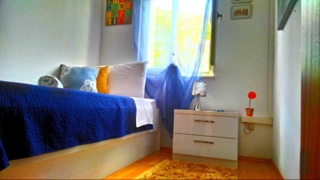 Apartments Zunic Трогир Экстерьер фото